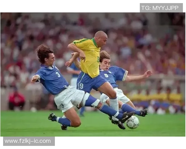 2019年足球明星精彩瞬间回顾与经典瞬间分享