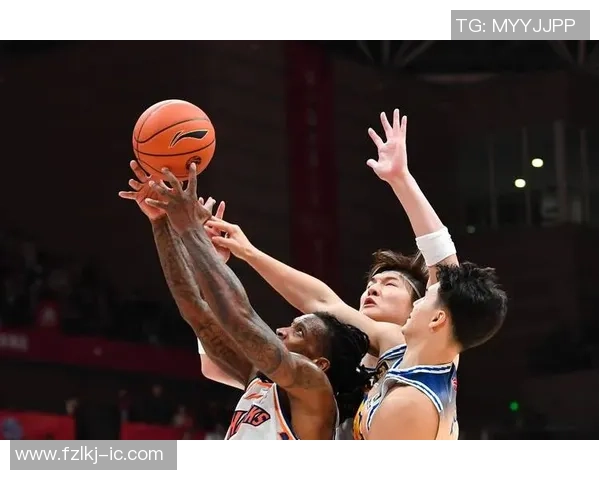 深圳篮球队的包夹战术解析与深度剖析篮球比赛中的战术运用与团队协作